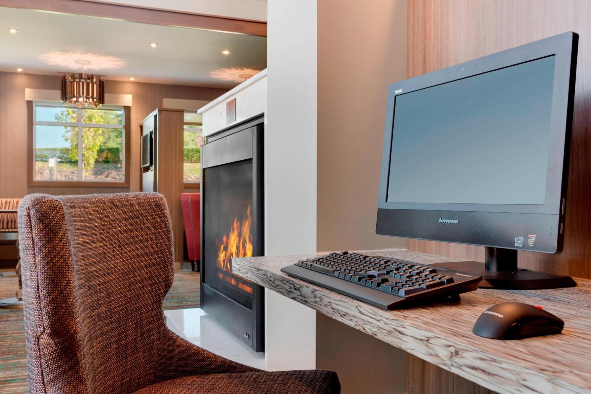 Residence Inn By Marriott Kingston Exteriör bild